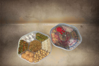 شیرینی مخلوط گرد